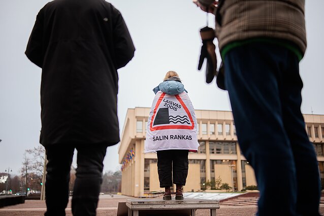 People outside the Lithuanian parliament protesting proposed changes to the LRT law
