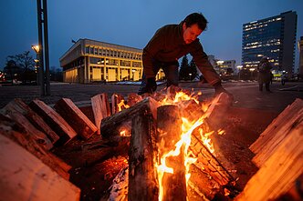 Protesto laužai prie Seimo: pirmoji diena Protesto laužai prie Seimo: pirmoji diena