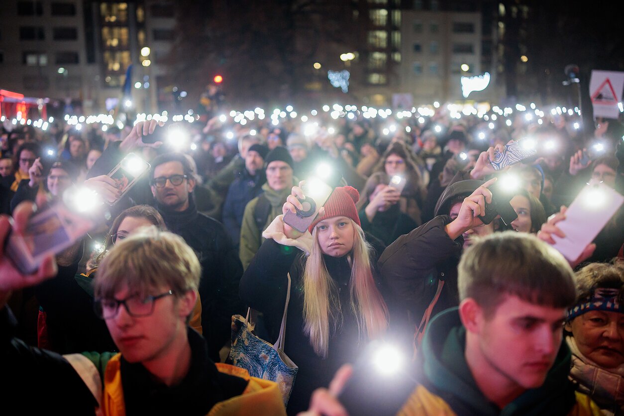 Protesto laužai prie Seimo: pirmoji diena Protesto laužai prie Seimo: pirmoji diena