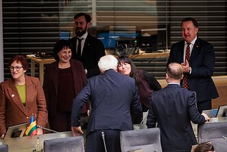 Naktinė reforma. Seimas svarsto LRT įstatymo pataisas Naktinė reforma. Seimas svarsto LRT įstatymo pataisas