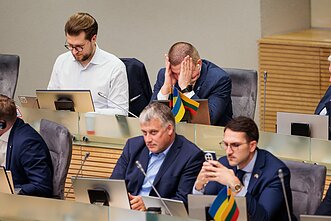 Naktinė reforma. Seimas svarsto LRT įstatymo pataisas Naktinė reforma. Seimas svarsto LRT įstatymo pataisas