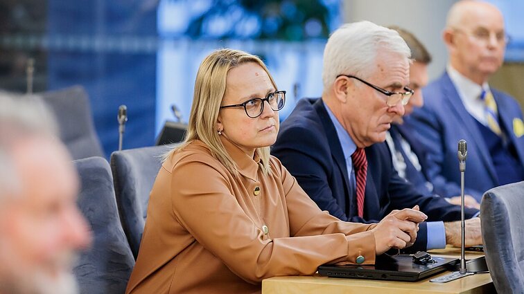 Vakarykštį Seimo posėdį cirku pavadinusi Girskienė: gėda, kad pasiekėme tokį lygį