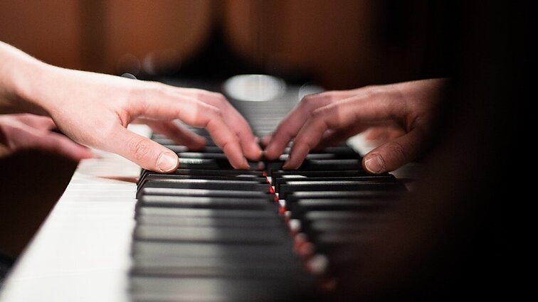 Tarp klasikos koncertų rekomendacijų šventiniam laikotarpiui – „Džiazo kokteilis su Zappa“