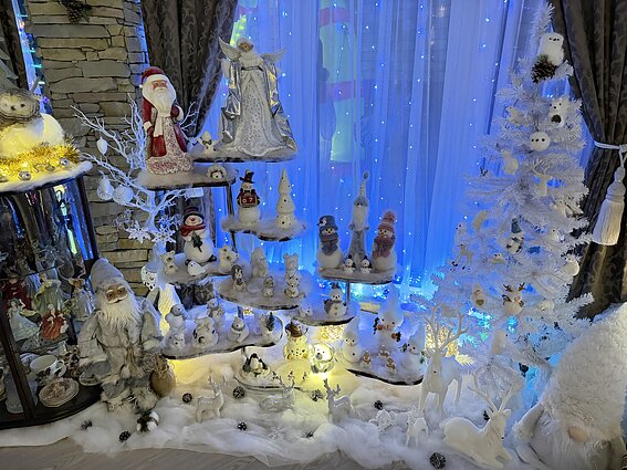 Elena and Virgilijus’ elaborately decorated home