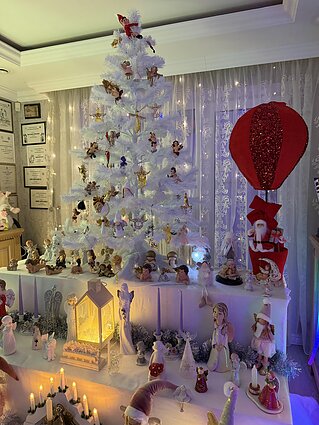 Elena and Virgilijus’ elaborately decorated home