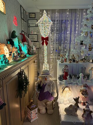 Elena and Virgilijus’ elaborately decorated home