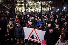 Protesto laužai prie Seimo: antroji diena