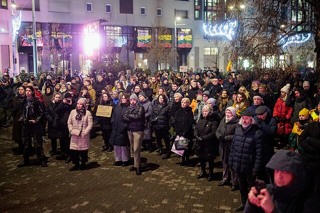 Protesto laužai prie Seimo: antroji diena