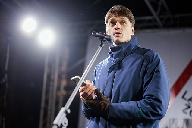Protesto laužai prie Seimo: antroji diena