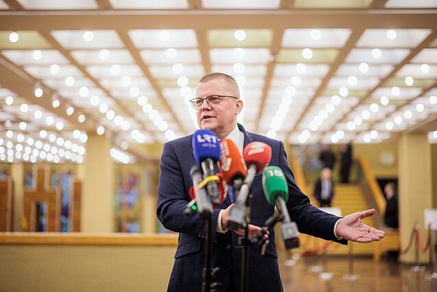 Gaižauskas apie pareigūnų algas: prie šio klausimo galimai grįšime vasarą