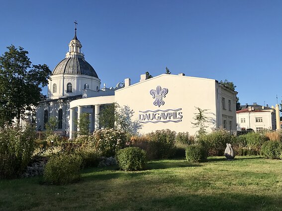 Švento Petro grandinėse bažnyčia