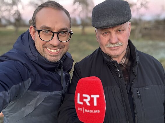 Prie autostrados ūkininkaujantis 63-ejų Audronis iš Raseinių rajono Prie autostrados ūkininkaujantis 63-ejų Audronis iš Raseinių rajono