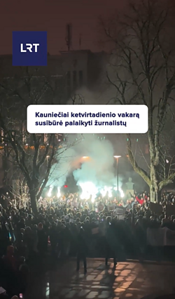 Vienybės aikštėje – kauniečių palaikymas protestuojantiems žurnalistams