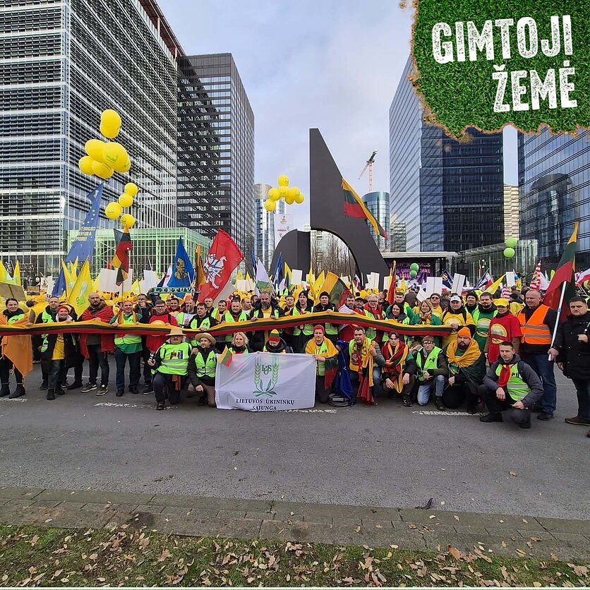 Asmeninis archyvas., Lietuvos žemdirbiai, protestuojantys Briuselyje