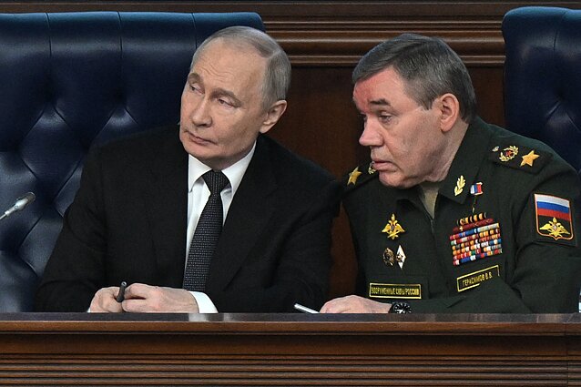 Владимир Путин и Валерий Гермасимов