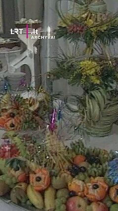Jau rytoj prasidės didžiosios metų šventės. Vilniečiai 2001 m. dalijasi patarimais, ką daryti persisotinus