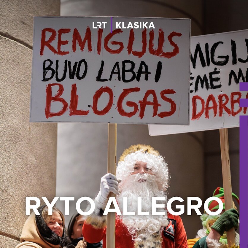 E. Blažio / LRT nuotr., Protesto laužai prie Seimo: antroji diena