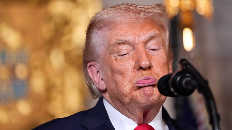 Trumpas vėl nusitaikė į Grenlandiją: jos mums reikia ne dėl iškasenų, jų gautume bet kur
