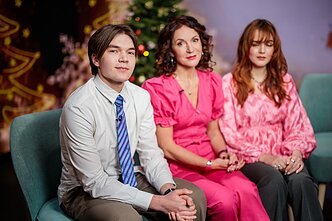 Livija Gradauskienė su sūnumi Andriumi ir dukra Liepa Livija Gradauskienė su sūnumi Andriumi ir dukra Liepa