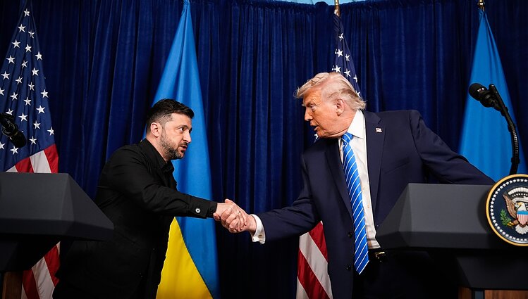 Trumpo ir Zelenskio susitikimas liko be proveržio: opiausias klausimas – teritorijos