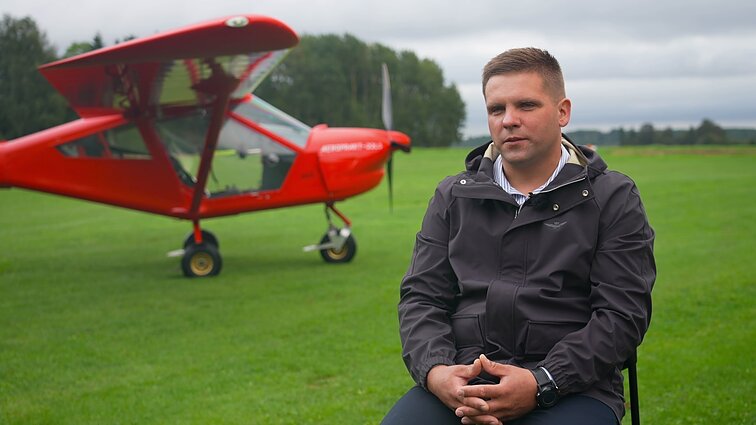 Dalį ūkio aerodromu pavertęs Laurynas: „Tai amerikietiška svajonė“