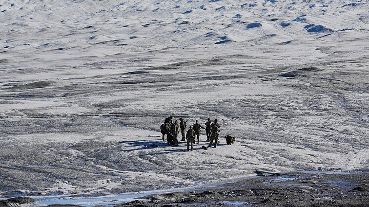 Politologas apie JAV ambicijas Grenlandijoje: karinė jėga būtų radikalus sprendimas