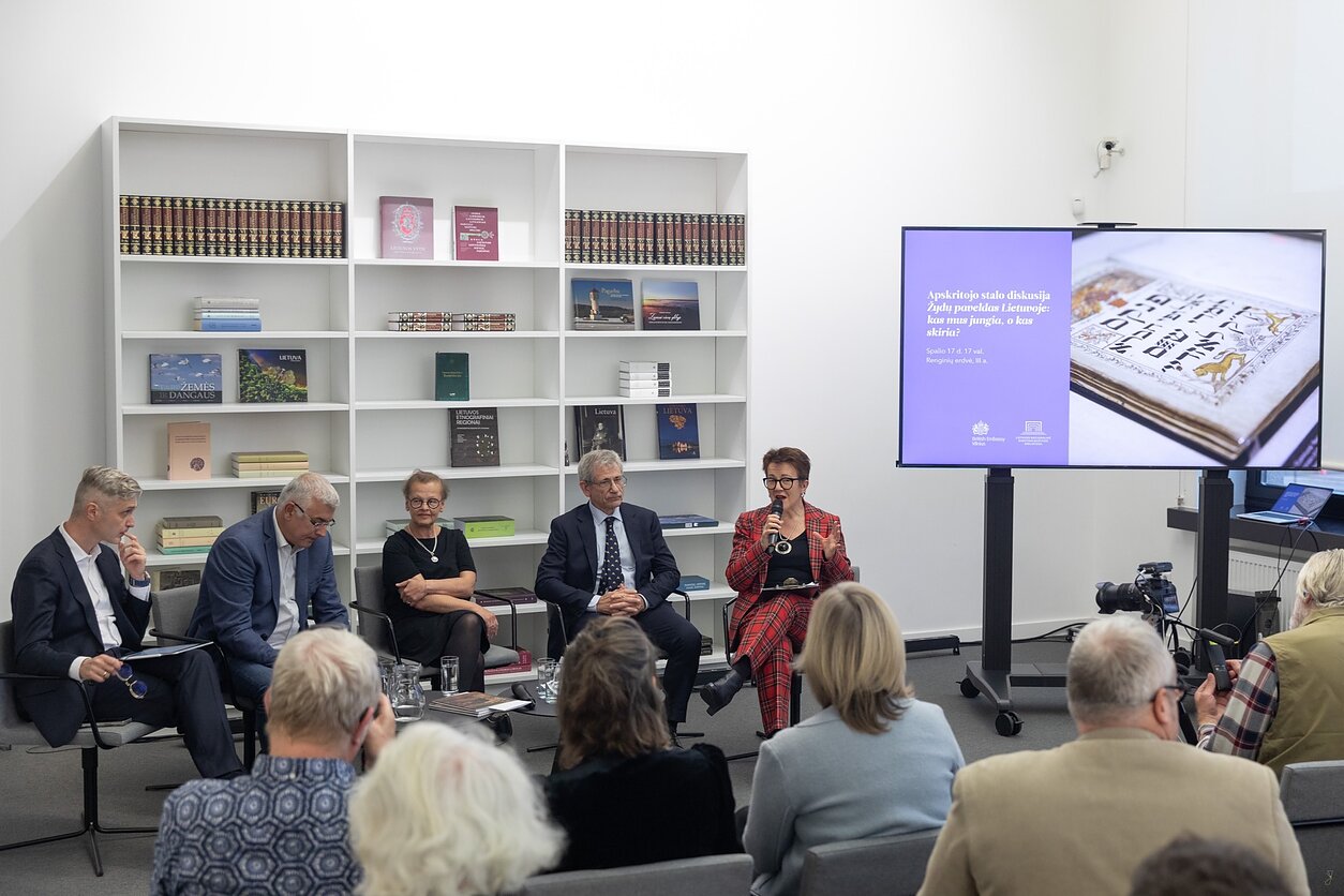 Jubiliejiniai YIVO metai Lietuvos nacionalinėje bibliotekoje Jubiliejiniai YIVO metai Lietuvos nacionalinėje bibliotekoje