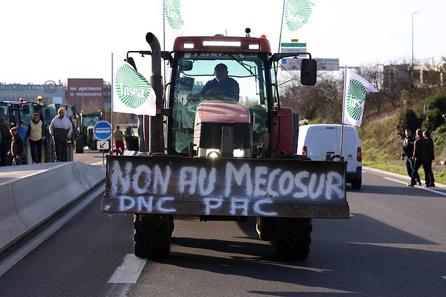 Framers in France protest against the deal.