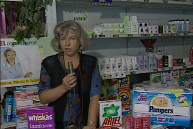 A news report about advertising, 1994