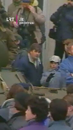 1991 m. sausio 11 d. buvo užimti Spaudos rūmai, protestai tęsėsi ir po agresijos