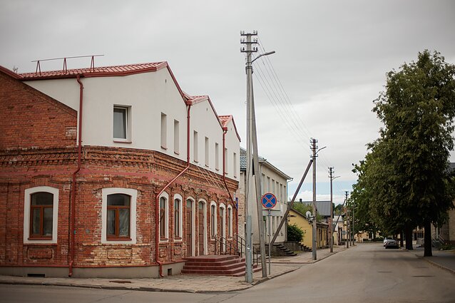 Laikas, žmonės ir erdvės: pasivaikščiojimas po Radviliškį