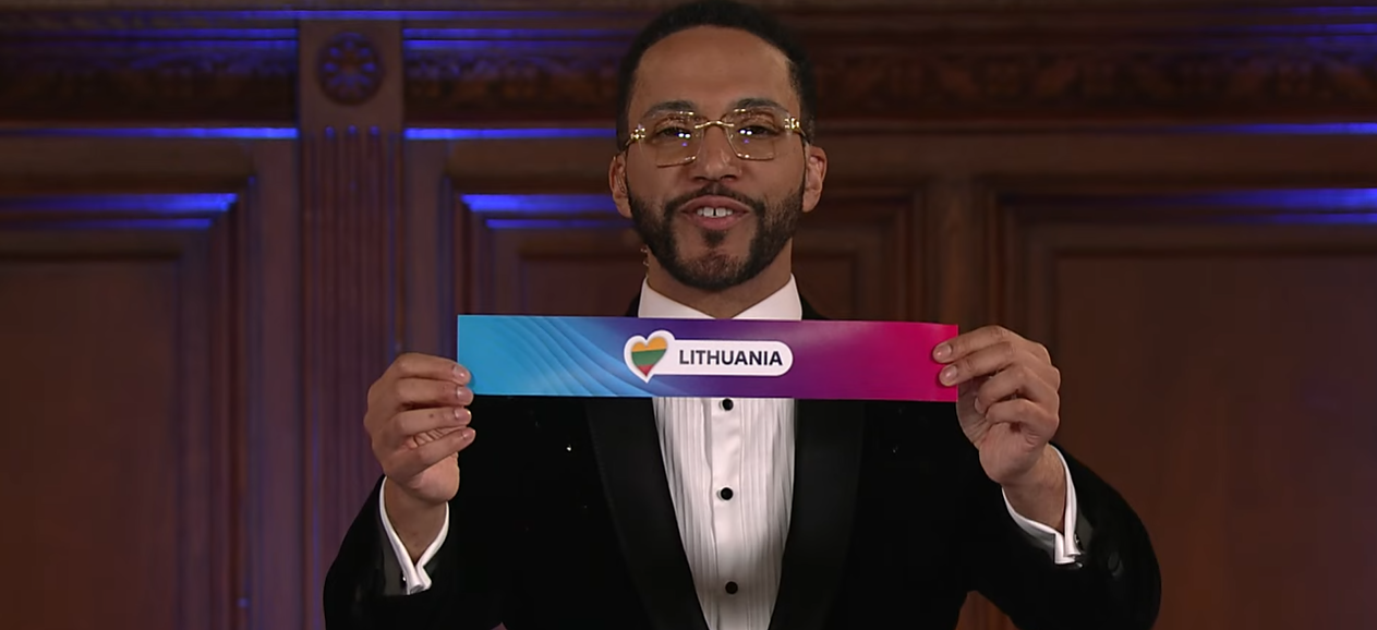 „Eurovizijos“ burtų traukimo akimirka