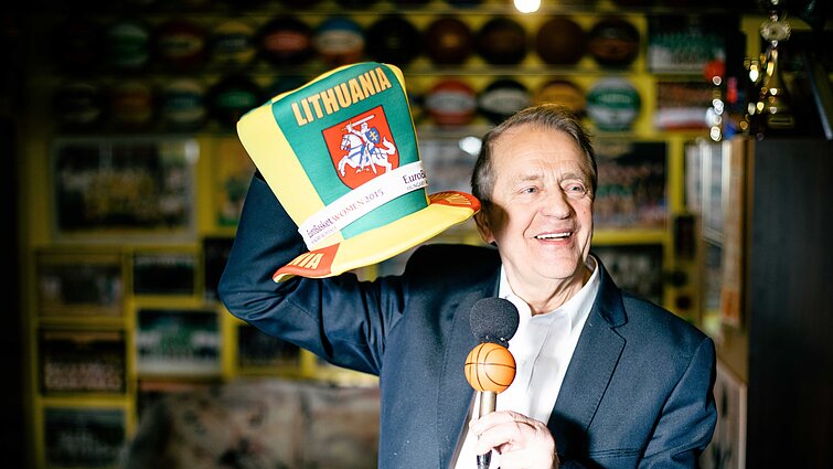 80 metų jubiliejų švenčiantis Mačiulis: jau būčiau miręs, jei gyvenčiau vien nostalgija