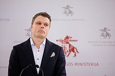 KAM pasirašė 950 mln. eurų sutartis dėl Rūdninkų karinio miestelio antrojo etapo statybos