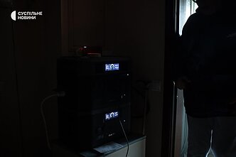 A charging station in the couple's apartment that can fully power the home for up to 15 hours.