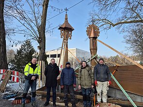 Lithuania has installed two memorial wayside crosses near Warsaw to honour painter and composer Mikalojus Konstantinas Čiurlionis