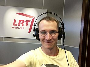 Prieš kelerius metus T. Dirgėla LRT RADIJUJE vedė laidą „Domas ir Tomas Prieš kelerius metus T. Dirgėla LRT RADIJUJE vedė laidą „Domas ir Tomas