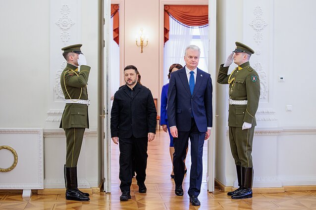 Президент Украины Владимир Зеленский прибыл в резиденцию президента