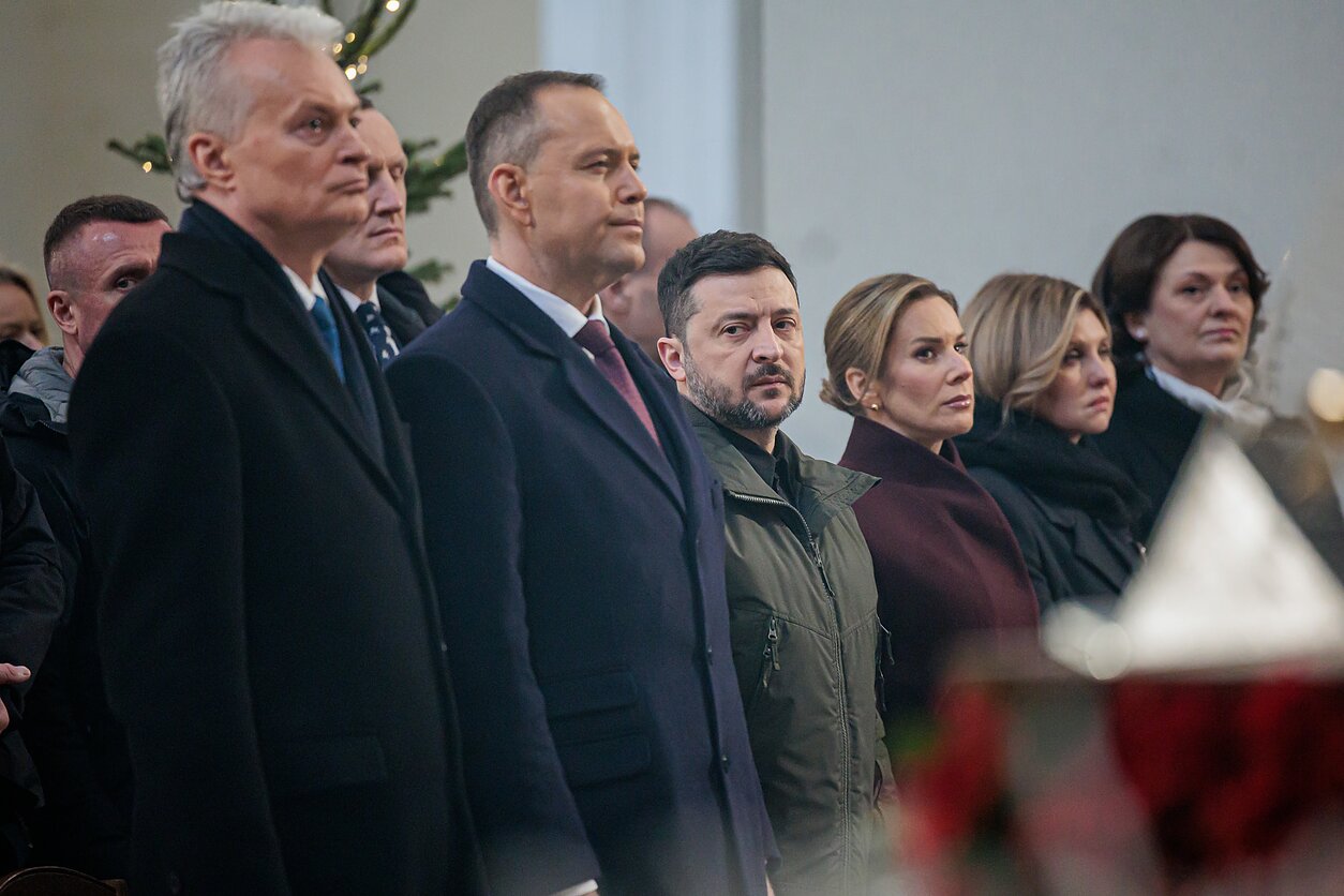 Гитас Науседа, Кароль Навроцкий, Владимир Зеленский, Марта Навроцкая, Елена Зеленская, Диана Науседиене