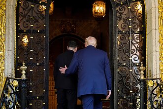 Volodymyras Zelenskis ir Donaldas Trumpas Volodymyras Zelenskis ir Donaldas Trumpas