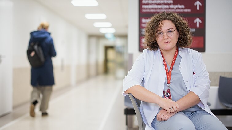 Gydytojų išgyvenimus knygoje aprašiusi neurologė: norėjau, kad mane išgirstų