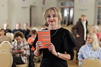 Genovaitė Petronienė „Perrašytos schemos“