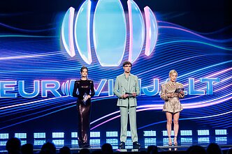 Penktosios EUROVIZIJA.LT atrankos vedėjai Gabrielė Martirosian, Rimvydas Černiauskas ir Eglė Kernagytė