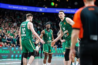 Ažuolas Tubelis, Sylvainas Francisco, Laurynas Birutis. Eurolyga: Kauno „Žalgiris“ – „Monaco“ Ažuolas Tubelis, Sylvainas Francisco, Laurynas Birutis. Eurolyga: Kauno „Žalgiris“ – „Monaco“