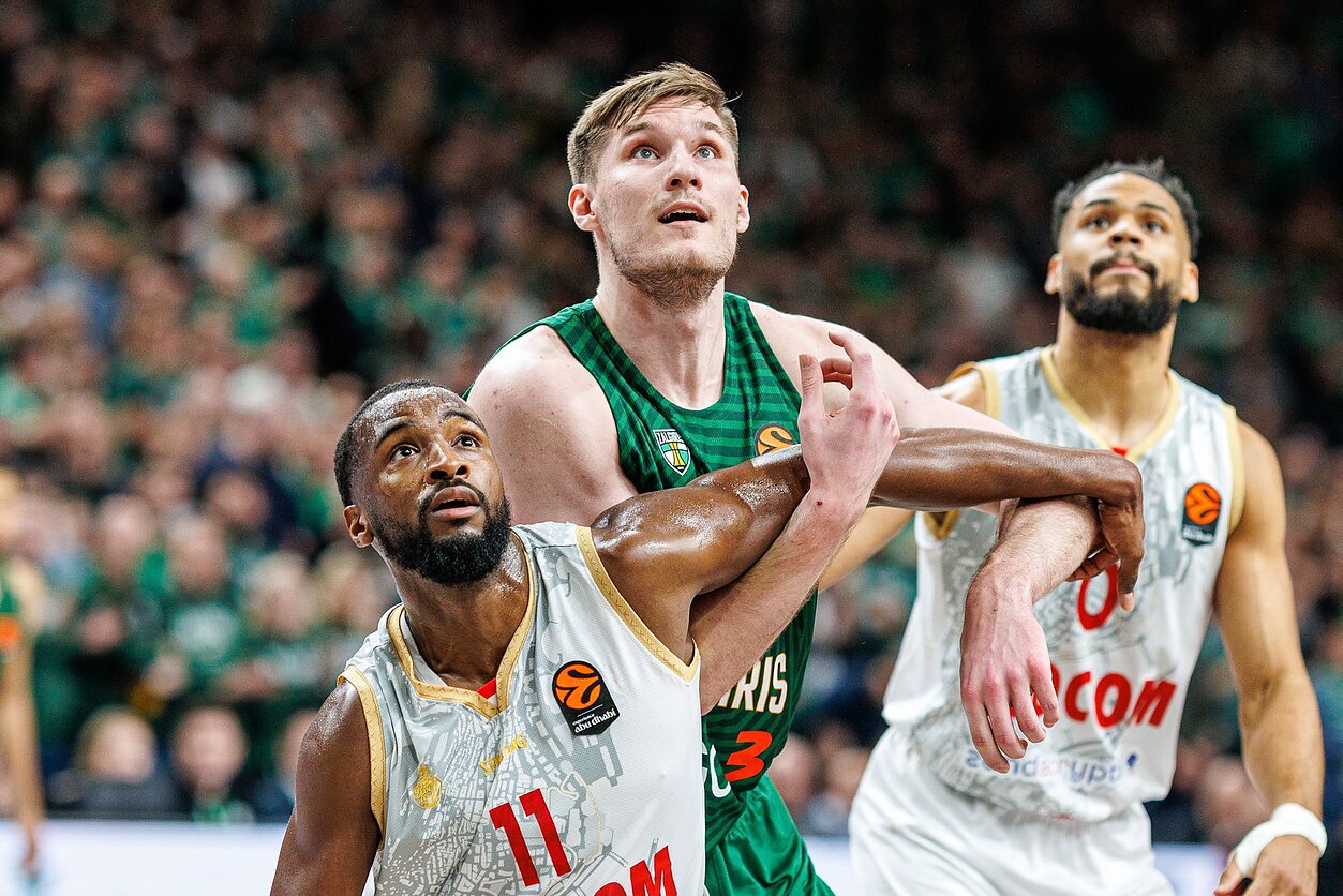 Ąžuolas Tubelis, Alpha Diallo. Eurolyga: Kauno „Žalgiris“ – „Monaco“ Ąžuolas Tubelis, Alpha Diallo. Eurolyga: Kauno „Žalgiris“ – „Monaco“