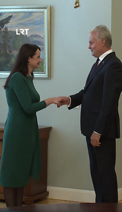 Apklausa: požiūris į Nausėdą pablogėjo