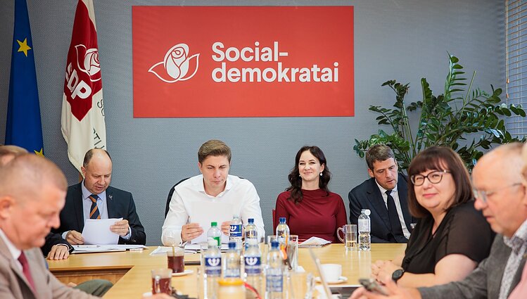 Urbonaitė: jei socdemai neišlips iš skandalų, prieš rinkimus gali būti liūdnos mišios