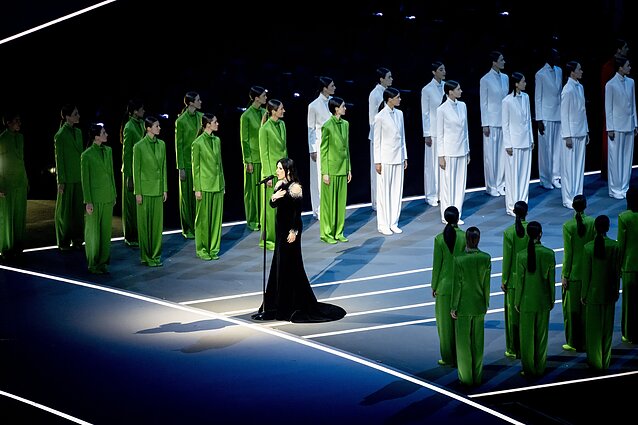 2026 m. Milano ir Kortinos žiemos olimpinių žaidynių atidarymo akimirka, Laura Pausini 2026 m. Milano ir Kortinos žiemos olimpinių žaidynių atidarymo akimirka, Laura Pausini