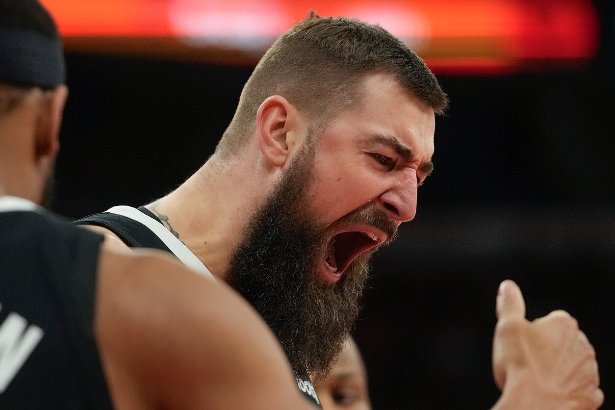 Jonas Valančiūnas Jonas Valančiūnas