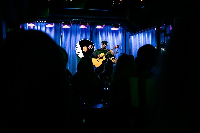 „Jazz Cellar 11“